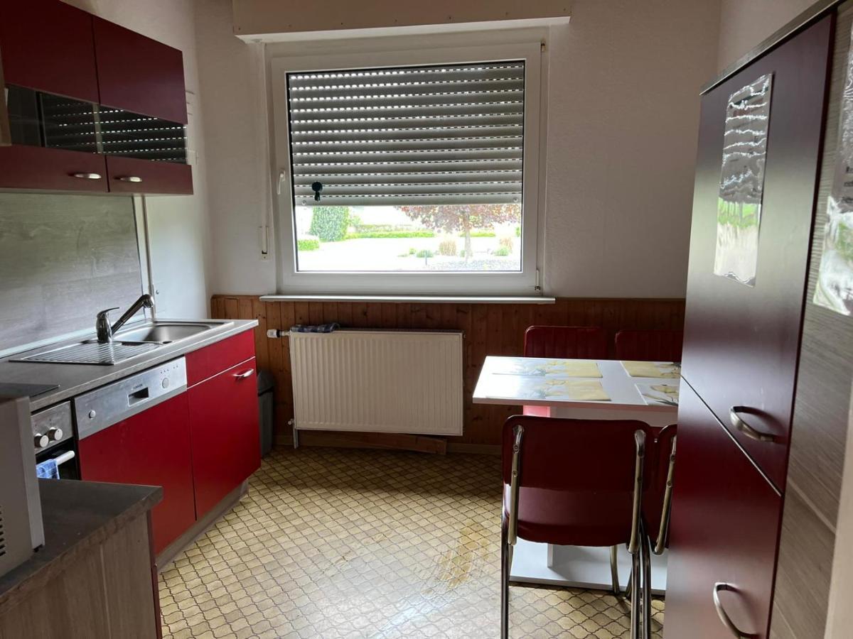 Ruhige Freistehender Bungalow Mit Parkplatz Beckum Exterior photo